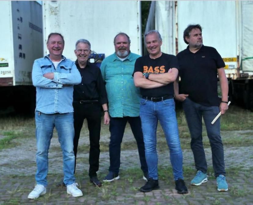 Cover photo for Cultureel Cafe met The Factory Bunch by Kulturhus Epe