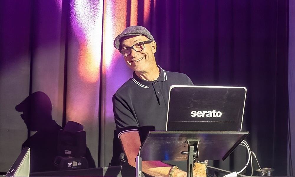 Cover photo for Popquiz met dj Caspar by Cultureel Centrum Bullekerk