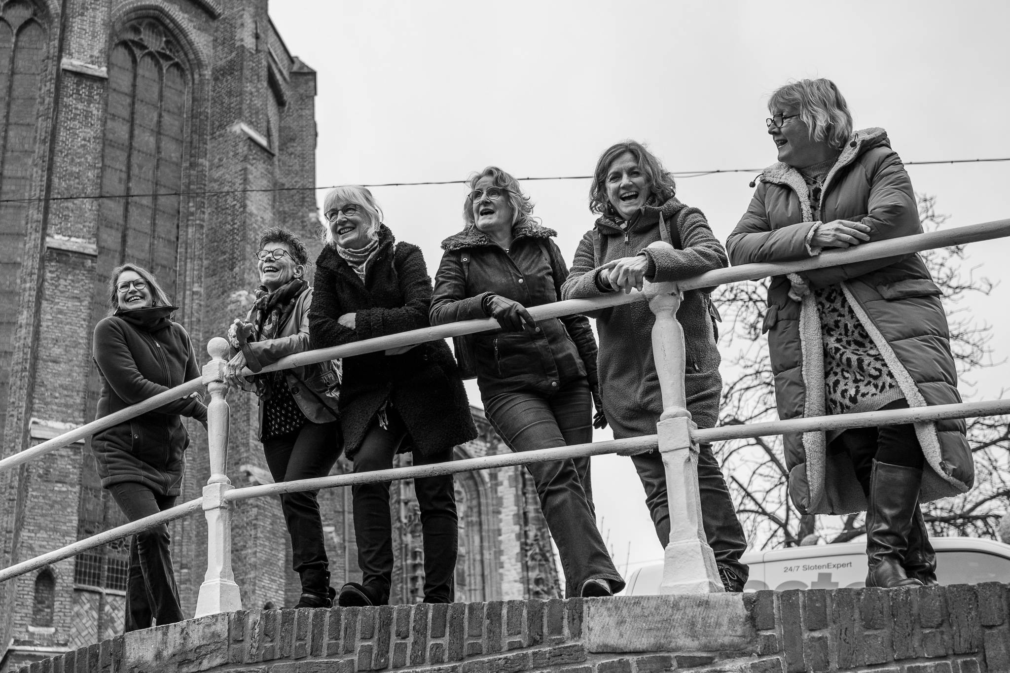 Cover photo for WHY NOT live in de Kas by Theater Villa Ockenburgh