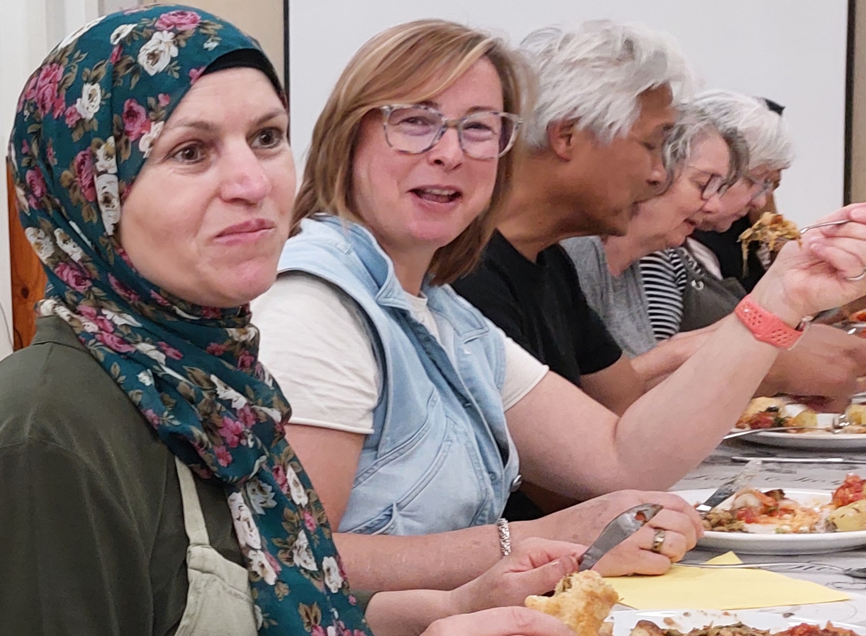 Cover photo for Open Keuken Aanschuiftafel by Stichting Balans