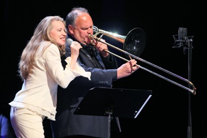 Cover photo for Shaffy & Brass by Het Zaans Showorkest