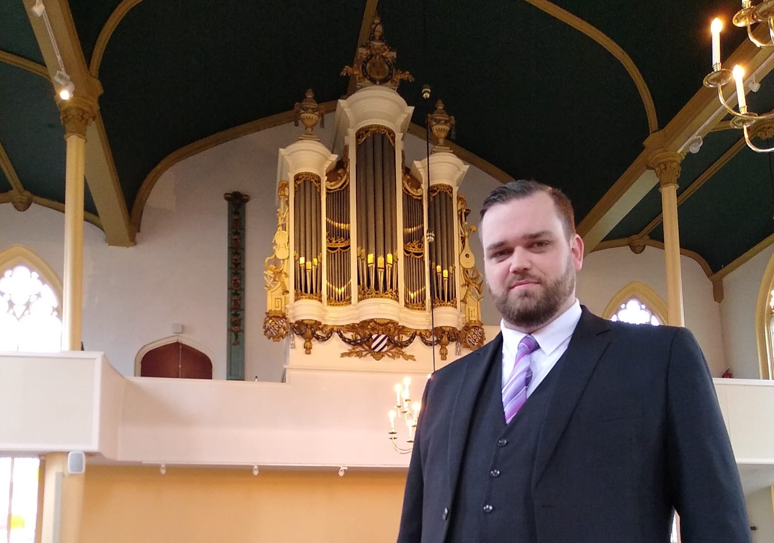 Cover photo for 'Chorale': Matthijs Breukhoven op het Hess orgel by Oude Kerk Charlois
