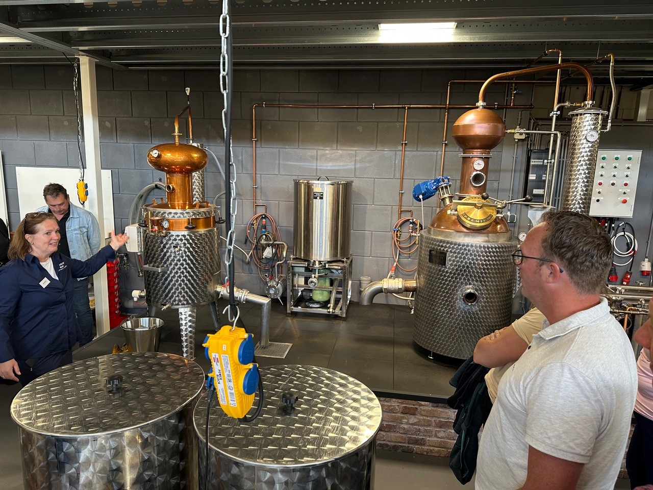 Cover photo for A- Serious Bee Distillers | Open Huis by Tickets voor Bedrijvenfestival gedistilleerd