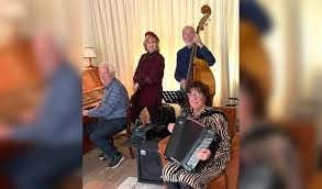 Cover photo for Franse middag - La Vie en Rose by De Kapel in het Park