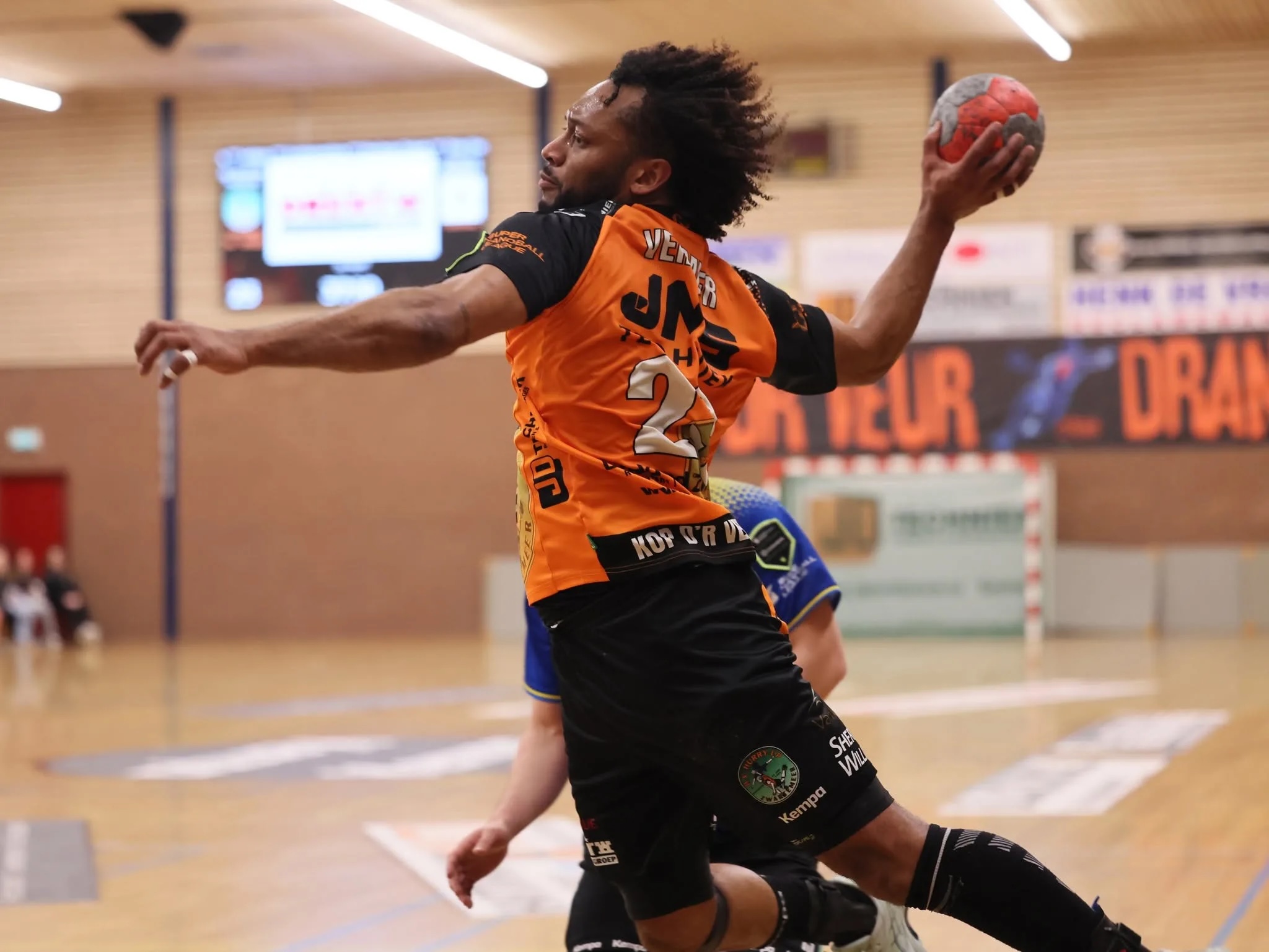 Cover photo for JD Techniek Hurry-up HS1 - WHC-Hercules HS1 by Handbalvereniging Hurry Up