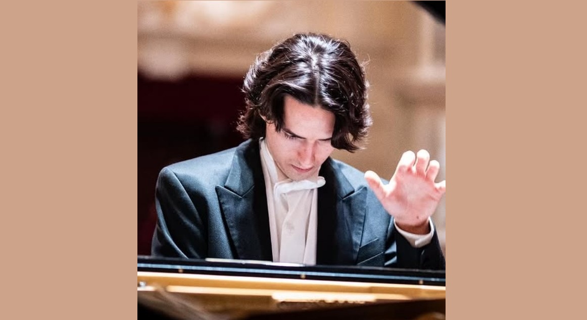 Cover photo for Pianorecital Illia Fialko by Stichting Wormerveerse Vermaning