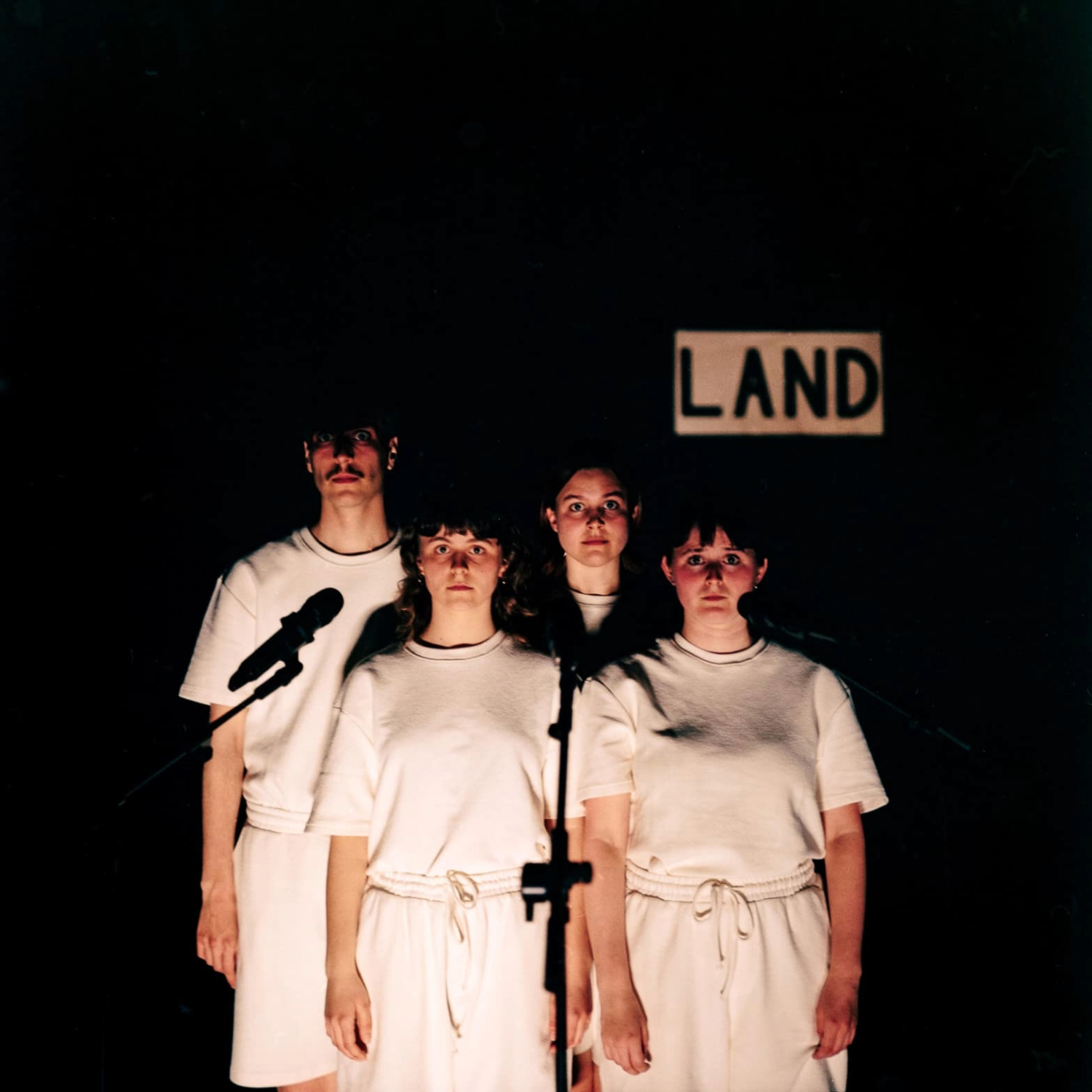 Cover photo for THEATRE: Het land van Domvolk (NL) by Cultuur op de Campus